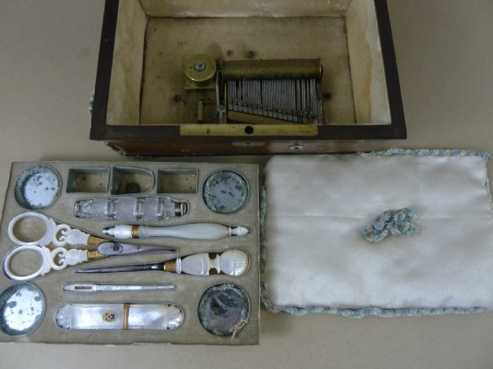 Palais Royal MOP Shell Scissors Needle Sewing Musical Box French Etui Mother of Pearl Antique View IV