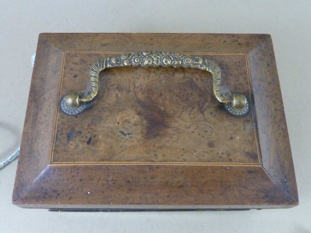 Palais Royal MOP Shell Scissors Needle Sewing Musical Box French Etui Mother of Pearl Antique View VIII