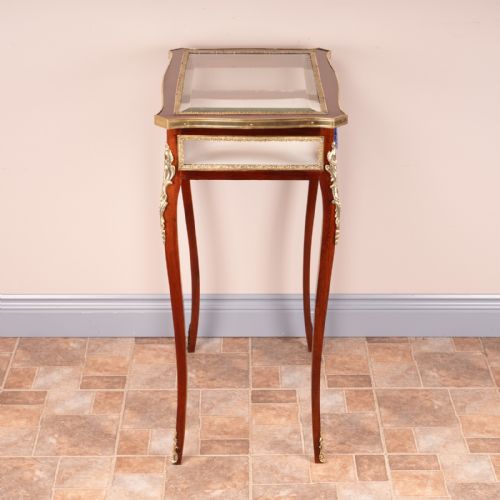 FRENCH ORMOLU MOUNTED BIJOUTERIE DISPLAY TABLE - ADDITIONAL PHOTO 6