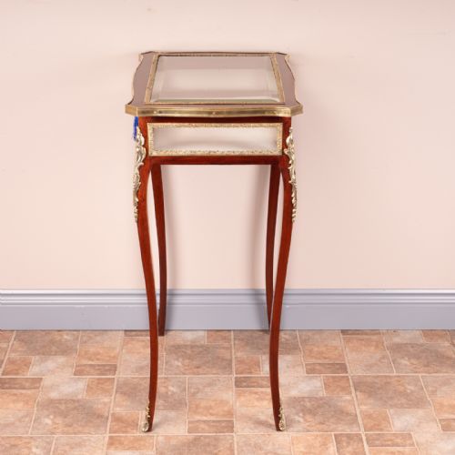 FRENCH ORMOLU MOUNTED BIJOUTERIE DISPLAY TABLE - ADDITIONAL PHOTO 10