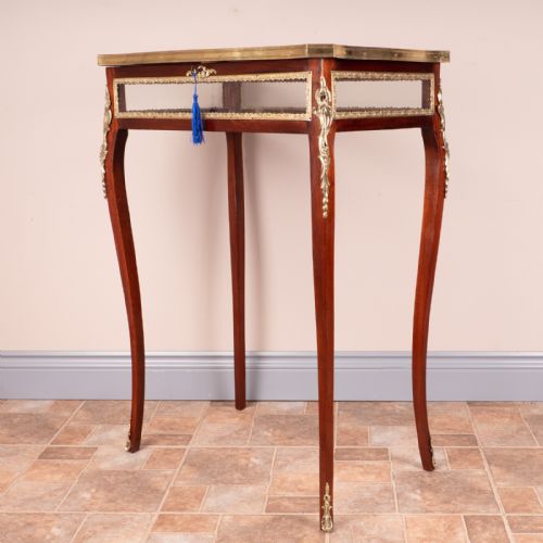 FRENCH ORMOLU MOUNTED BIJOUTERIE DISPLAY TABLE - ADDITIONAL PHOTO 12