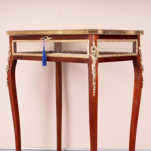 FRENCH ORMOLU MOUNTED BIJOUTERIE DISPLAY TABLE - ADDITIONAL PHOTO 20