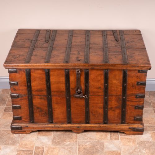 19THC IRON BOUND TRUNK - ADDITIONAL PHOTO 7
