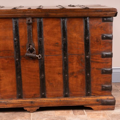 19THC IRON BOUND TRUNK - ADDITIONAL PHOTO 12