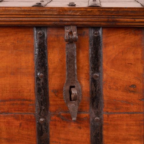 19THC IRON BOUND TRUNK - ADDITIONAL PHOTO 13