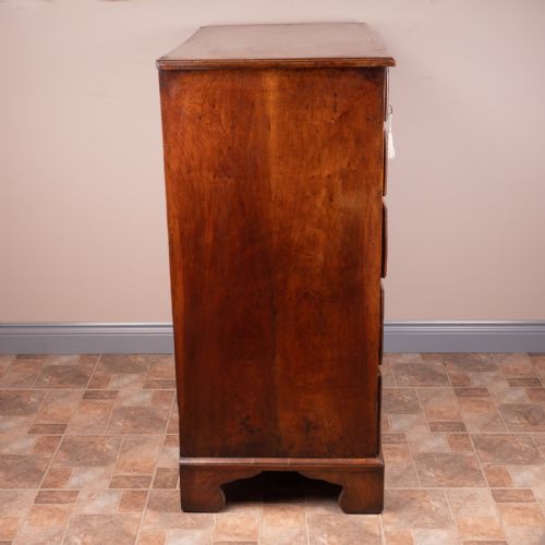 18THC WALNUT CHEST OF DRAWERS - ADDITIONAL PHOTO 6