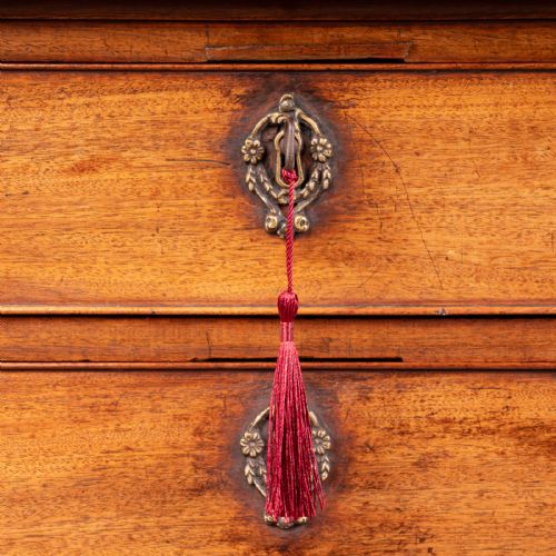 SMALL GEORGIAN MAHOGANY CHEST OF DRAWERS - ADDITIONAL PHOTO 15