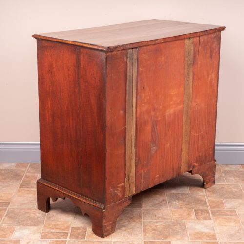 SMALL GEORGIAN MAHOGANY CHEST OF DRAWERS - ADDITIONAL PHOTO 19