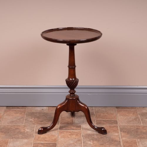 FINE QUALITY MAHOGANY WINE TABLE - ADDITIONAL PHOTO 3