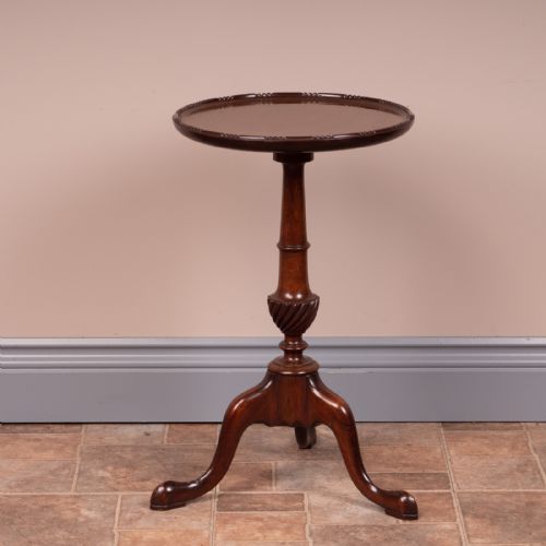 FINE QUALITY MAHOGANY WINE TABLE - ADDITIONAL PHOTO 4