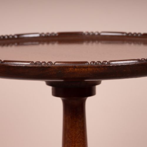 FINE QUALITY MAHOGANY WINE TABLE - ADDITIONAL PHOTO 8