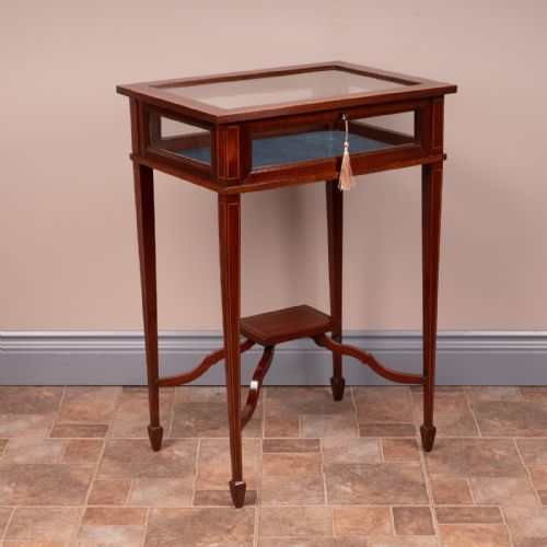 inlaid mahogany bijouterie display table - CATEGORY: ANTIQUE TABLES - DATED EDWARDIAN