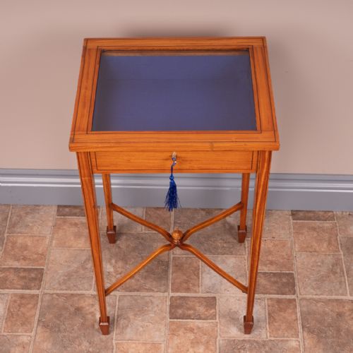INLAID SATINWOOD BIJOUTERIE DISPLAY TABLE - ADDITIONAL PHOTO 2