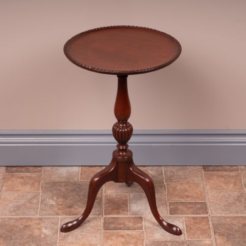 CARVED MAHOGANY WINE TABLE - ADDITIONAL PHOTO 5
