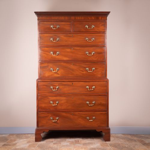 GOOD QUALITY GEORGIAN MAHOGANY CHEST ON CHEST - ADDITIONAL PHOTO 1