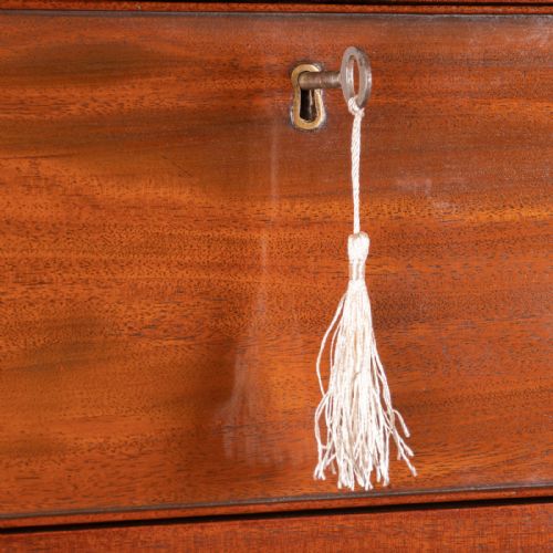 GOOD QUALITY GEORGIAN MAHOGANY CHEST ON CHEST - ADDITIONAL PHOTO 4
