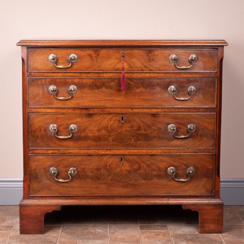 SMALL 19THC MAHOGANY CHEST OF DRAWERS - ADDITIONAL PHOTO 2
