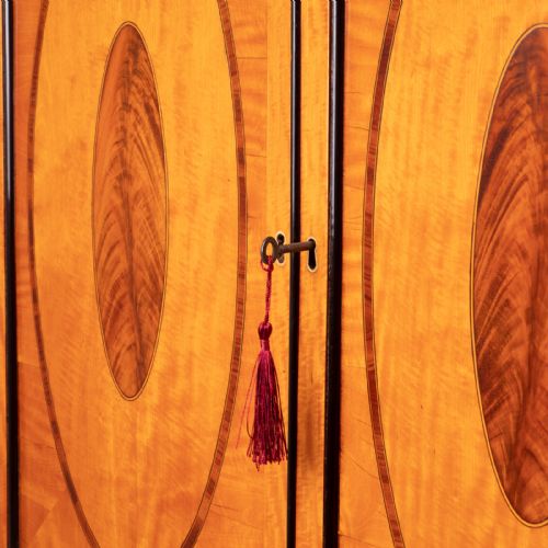 GOOD QUALITY INLAID SATINWOOD 2 DOOR CABINET - ADDITIONAL PHOTO 10