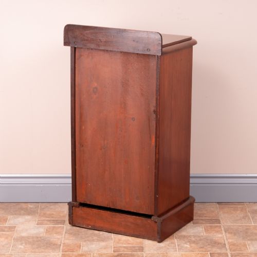 VICTORIAN MAHOGANY BEDSIDE CABINET - ADDITIONAL PHOTO 5