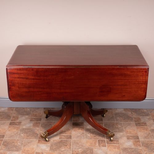 19THC MAHOGANY PEMBROKE TABLE - ADDITIONAL PHOTO 2