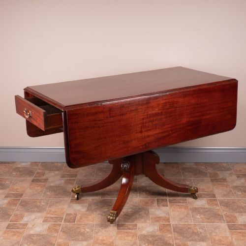 19THC MAHOGANY PEMBROKE TABLE - ADDITIONAL PHOTO 3