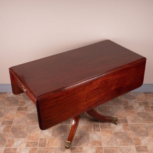 19THC MAHOGANY PEMBROKE TABLE - ADDITIONAL PHOTO 4