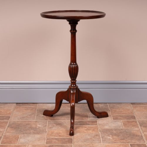 GOOD SIZED WINE TABLE - ADDITIONAL PHOTO 1