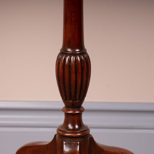 GOOD SIZED WINE TABLE - ADDITIONAL PHOTO 2