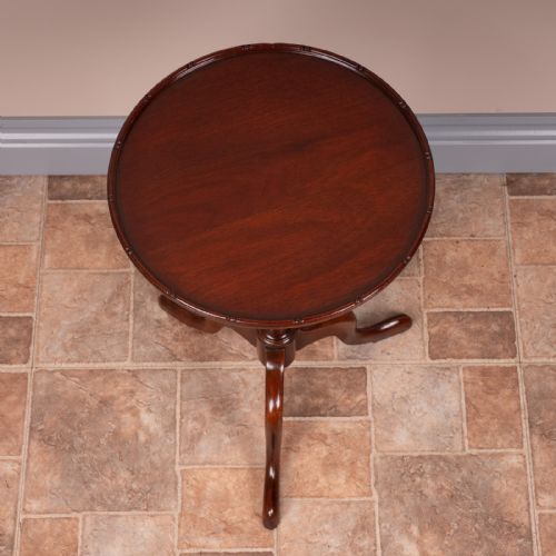 GOOD SIZED WINE TABLE - ADDITIONAL PHOTO 4
