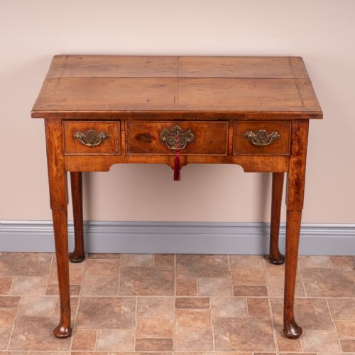 early 18thc walnut lowboy - CATEGORY: ANTIQUE FURNITURE - DATED 18TH CENTURY