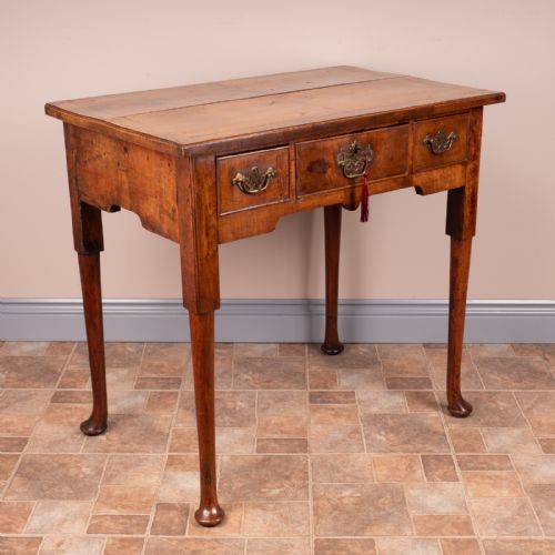 EARLY 18THC WALNUT LOWBOY - ADDITIONAL PHOTO 4