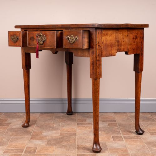 EARLY 18THC WALNUT LOWBOY - ADDITIONAL PHOTO 12