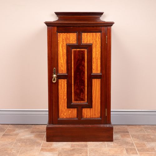good quality edwardian mahogany and satinwood bedside cabinet - CATEGORY: ANTIQUE CABINETS - DATED EDWARDIAN