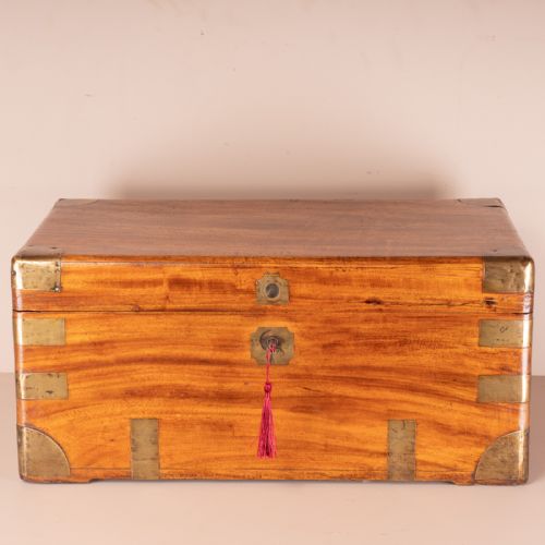 19THC SMALL CAMPHORWOOD TRUNK - ADDITIONAL PHOTO 1