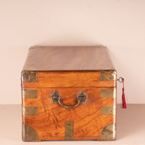 19THC SMALL CAMPHORWOOD TRUNK - ADDITIONAL PHOTO 2