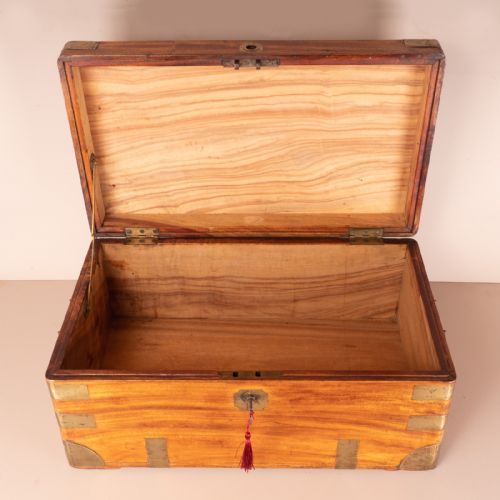 19THC SMALL CAMPHORWOOD TRUNK - ADDITIONAL PHOTO 12