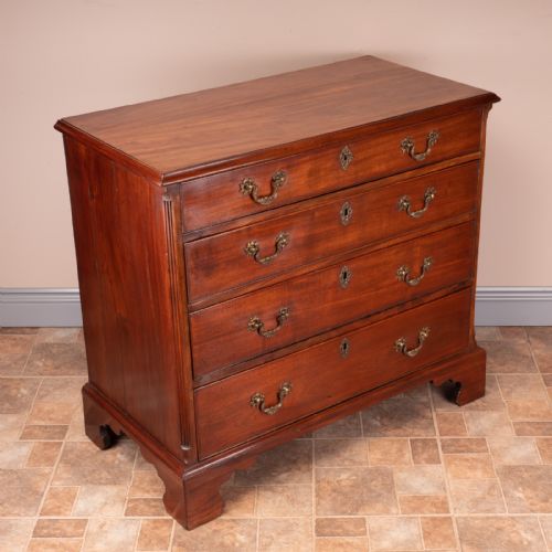 SMALL 19THC MAHOGANY CHEST OF DRAWERS - ADDITIONAL PHOTO 2
