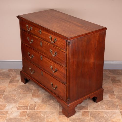SMALL 19THC MAHOGANY CHEST OF DRAWERS - ADDITIONAL PHOTO 6