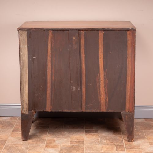 COMPACT 19THC BOW FRONTED MAHOGANY CHEST OF DRAWERS - ADDITIONAL PHOTO 14