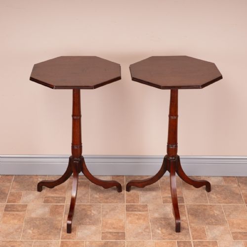 pair of 19thc mahogany occasional tables - CATEGORY: ANTIQUE TABLES - DATED 19TH CENTURY