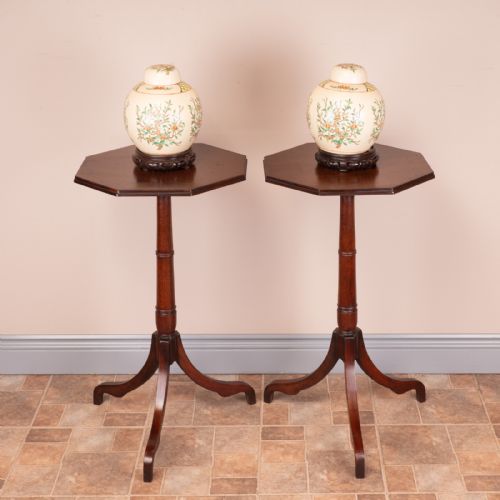 PAIR OF 19THC MAHOGANY OCCASIONAL TABLES - ADDITIONAL PHOTO 3
