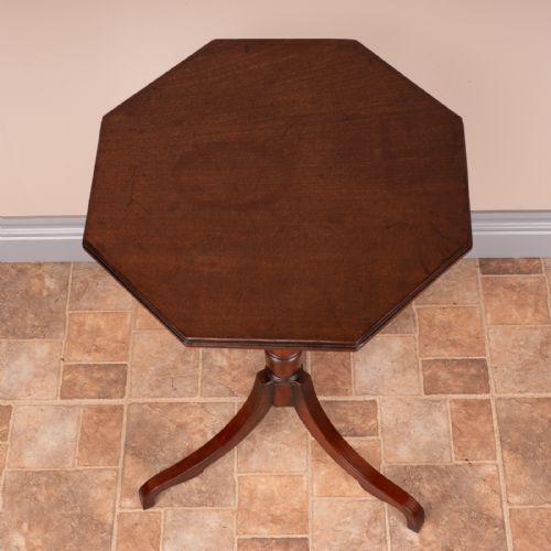 PAIR OF 19THC MAHOGANY OCCASIONAL TABLES - ADDITIONAL PHOTO 12