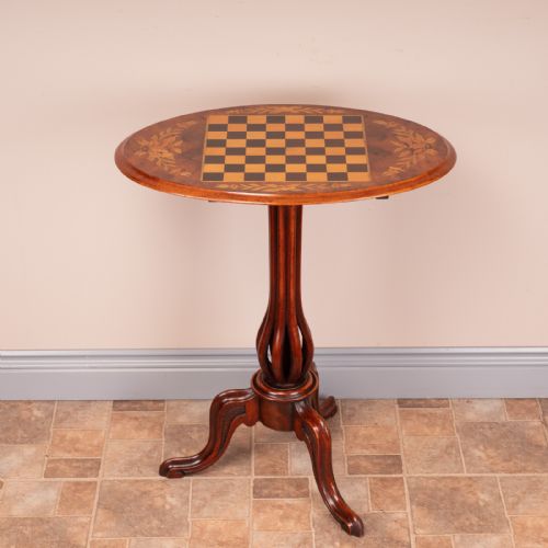 GOOD QUALITY VICTORIAN WALNUT CHESS TABLE - ADDITIONAL PHOTO 2