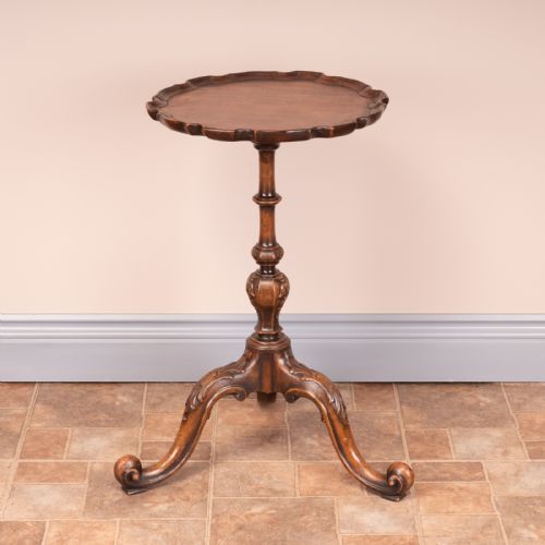 fine quality carved mahogany wine table - CATEGORY: ANTIQUE TABLES - DATED 1900