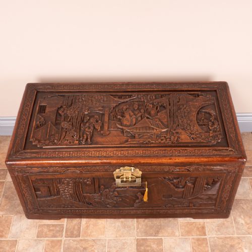 RICHLY CARVED ORIENTAL CHEST - ADDITIONAL PHOTO 3