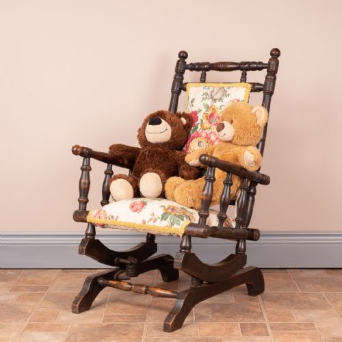 CHILDS ROCKING CHAIR - ADDITIONAL PHOTO 9