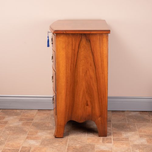 SMALL WALNUT CHEST OF DRAWERS - ADDITIONAL PHOTO 5