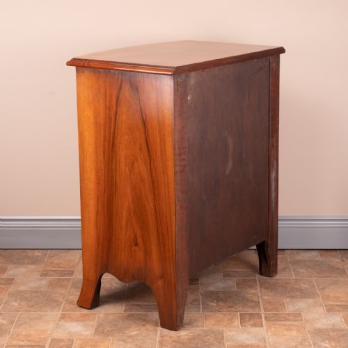 SMALL WALNUT CHEST OF DRAWERS - ADDITIONAL PHOTO 13