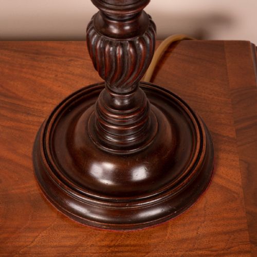 PAIR OF ELEGANT TABLE LAMPS - ADDITIONAL PHOTO 3