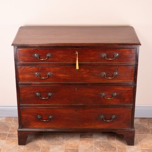 GEORGIAN MAHOGANY CHEST OF DRAWERS - ADDITIONAL PHOTO 1